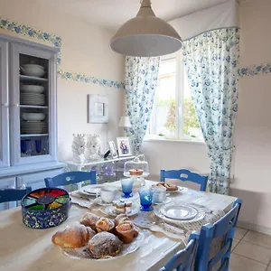  Bed & Breakfast At Durrueli's Italia